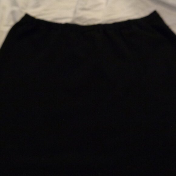 Circle Black Skirt Mini XL Mossimo - Picture 6 of 7